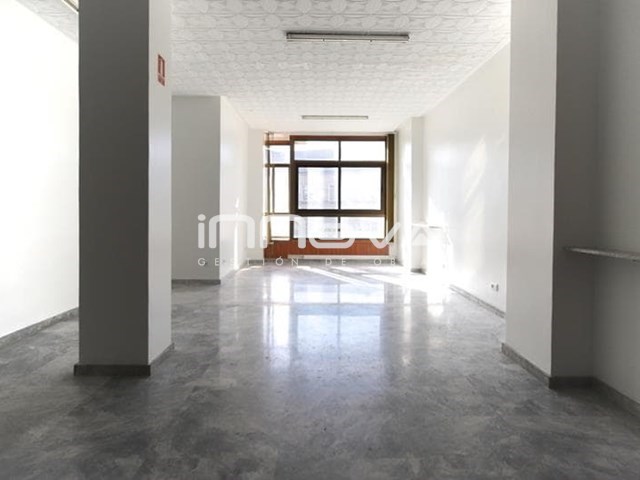 ALQUILER DE OFICINA EN AV. DE VIGO  - Pontevedra