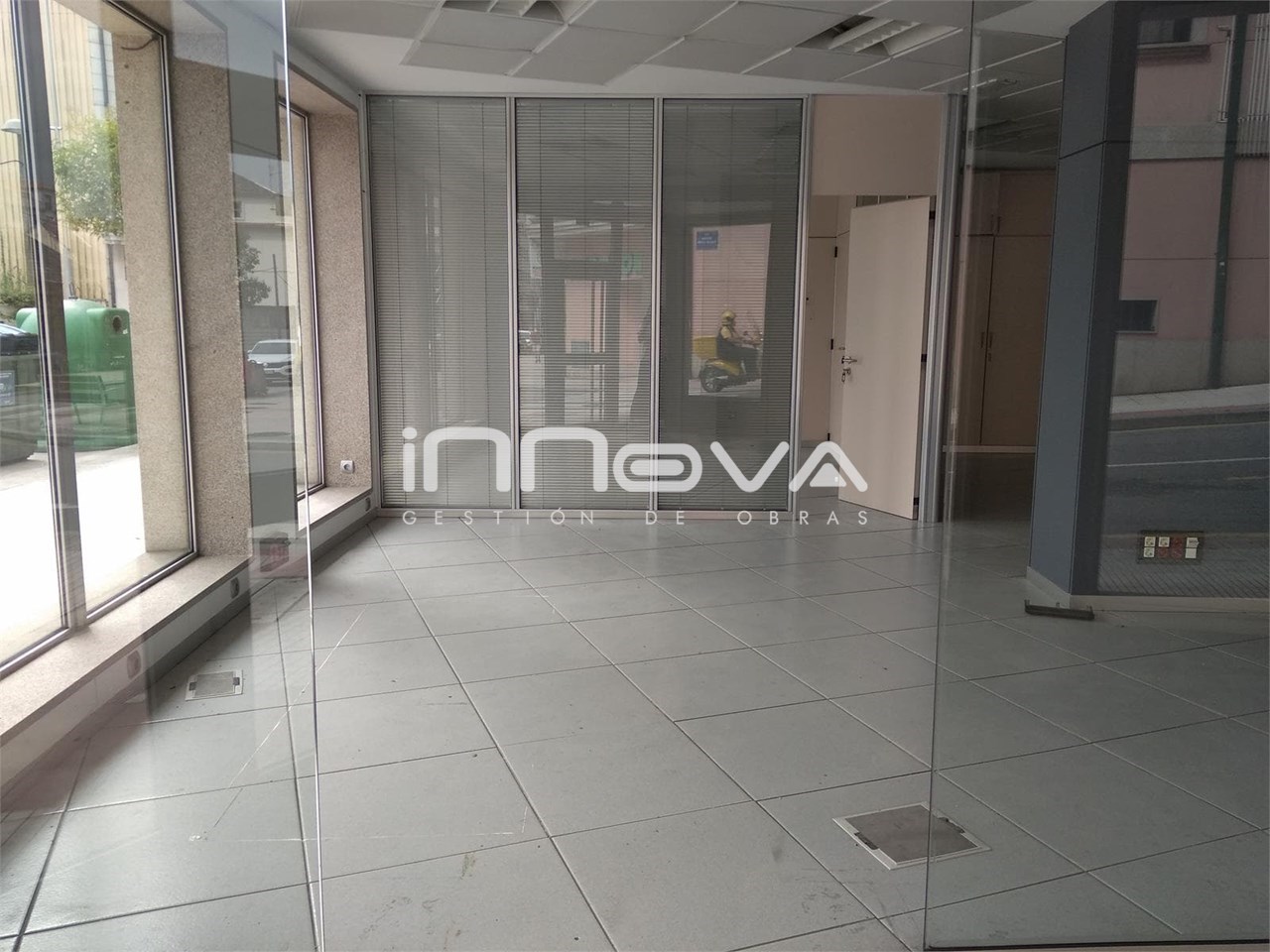 Foto 3 Alquiler local Pontevedra