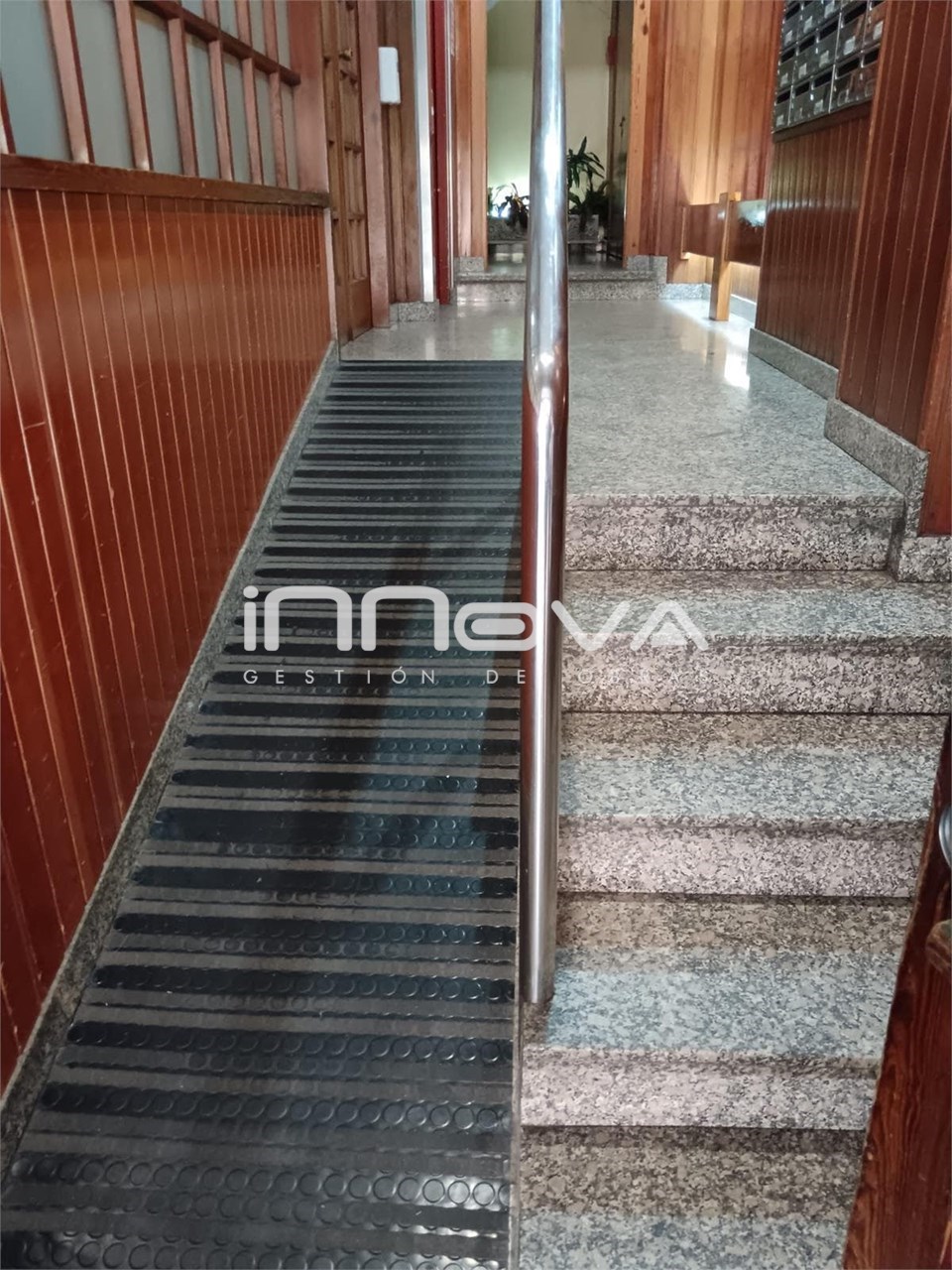 Foto 24 Ampilo Piso en alquiler en Av. Loureiro Crespo