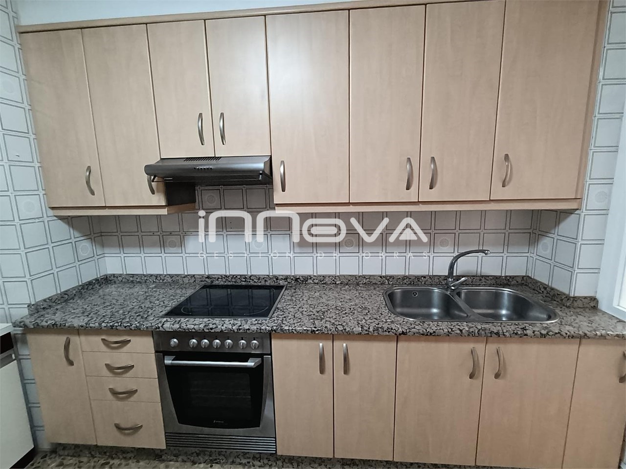 Foto 9 Ampilo Piso en alquiler en Av. Loureiro Crespo