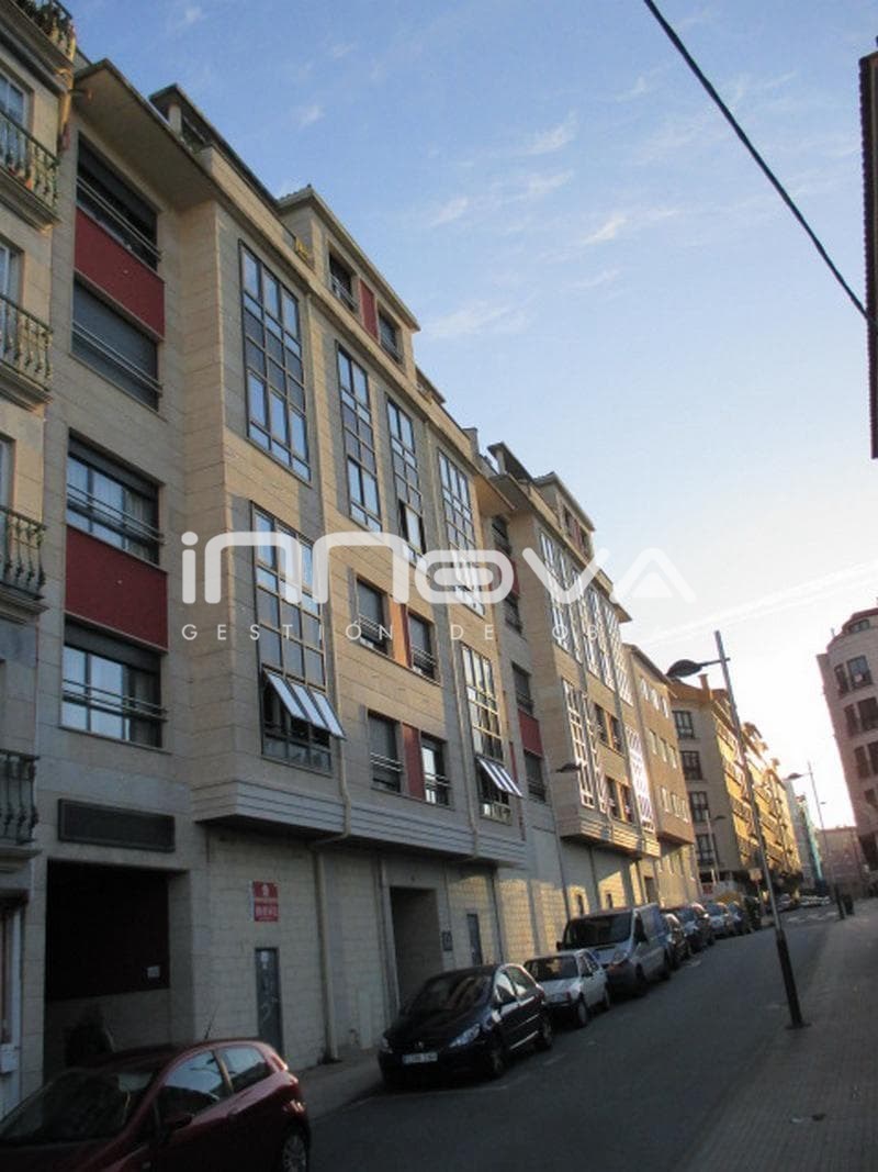 Foto 1 Amplio Local en Pontevedra