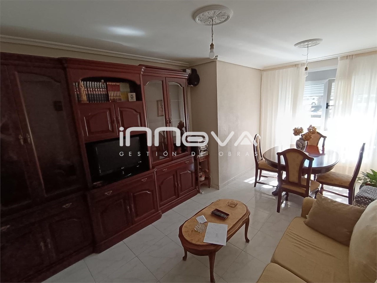 Foto 2 Piso (Bajo) en alquiler Monteporreiro