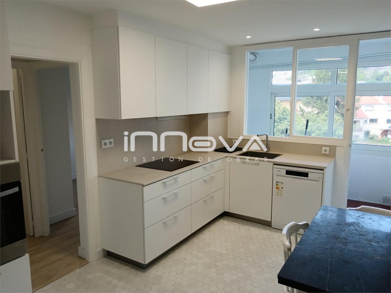 Foto 5 Piso en alquiler en Plaza Riestra, A Caeira - Poio