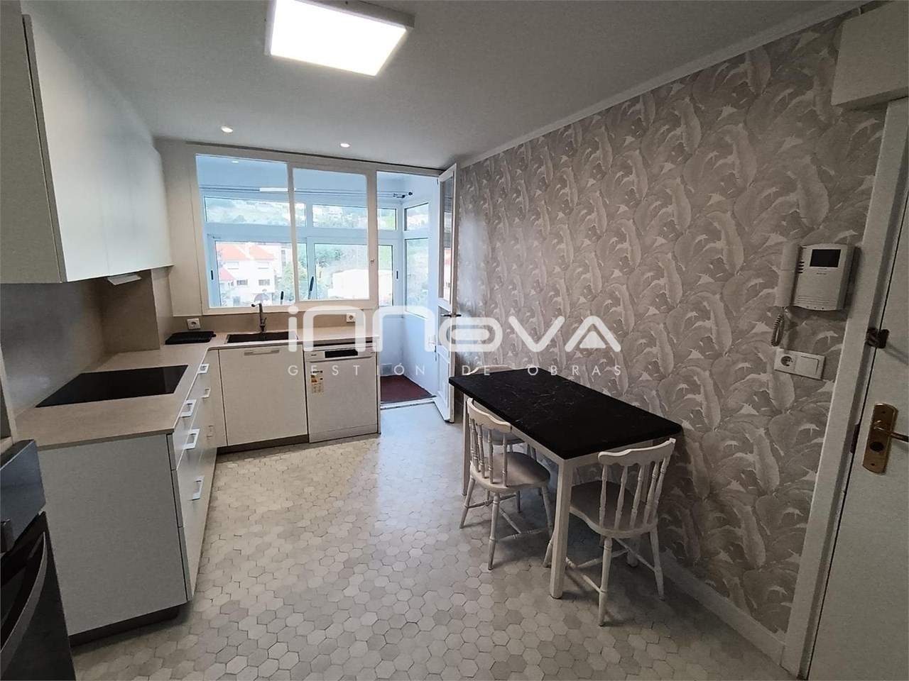 Foto 7 Piso en alquiler en Plaza Riestra, A Caeira - Poio