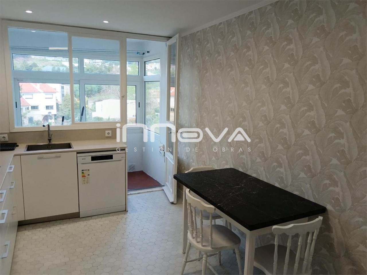 Foto 8 Piso en alquiler en Plaza Riestra, A Caeira - Poio