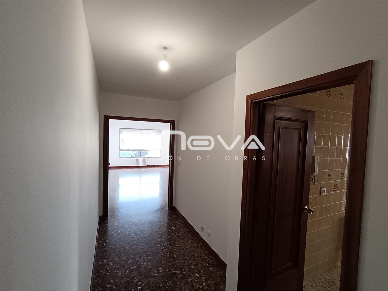 Foto 5 Piso en alquiler en Pontevedra