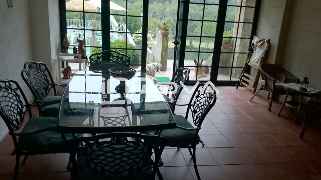 Foto 11 PRECIOSO CHALET EN ALQUILER CON AMPLIOS JARDINES EN CARBALLEDO