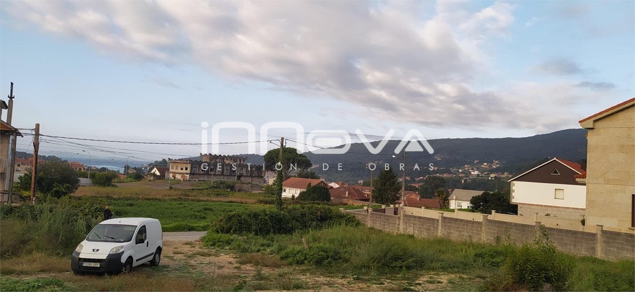 Foto 1 Terreno en Poio